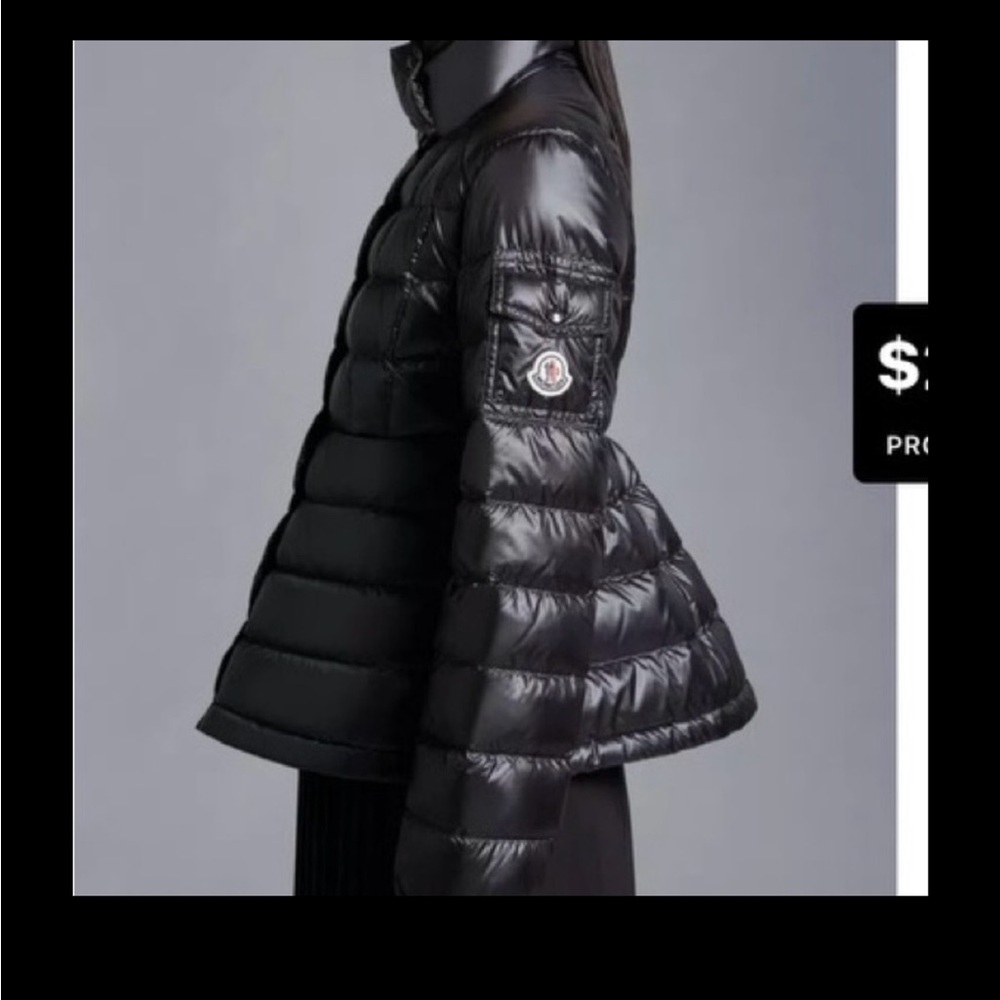 Moncler Aminia Short Down Jacket 
Size 1 or size small